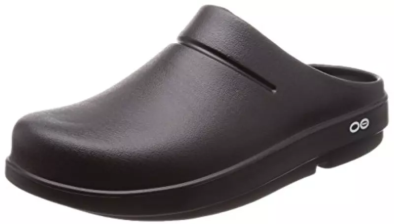 【ウーフォス】 リカバリーシューズ OOcloog Black/Black 23 cm