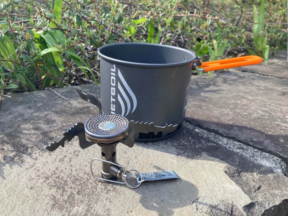 登山用バーナー選びに迷ったらこれ!一体型ジェットボイル「スタッシュ」が使い勝手抜群
