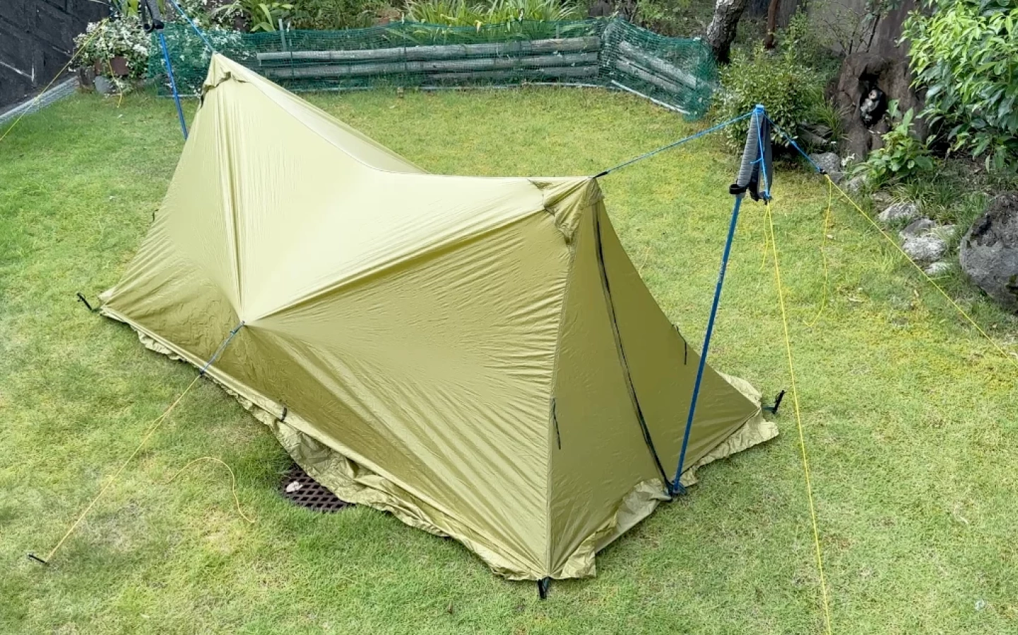 ツエルトの設営方法とコツを知ってテント泊登山の軽量化を実現!340gのツエルト2ロング