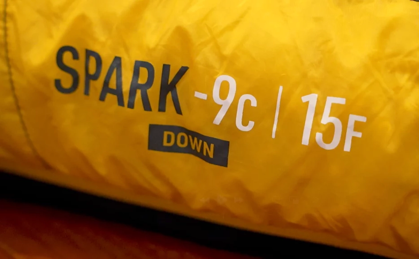 安心の暖かさでぬくぬく眠れるシュラフ「シートゥサミットスパーク-9C」のレビュー