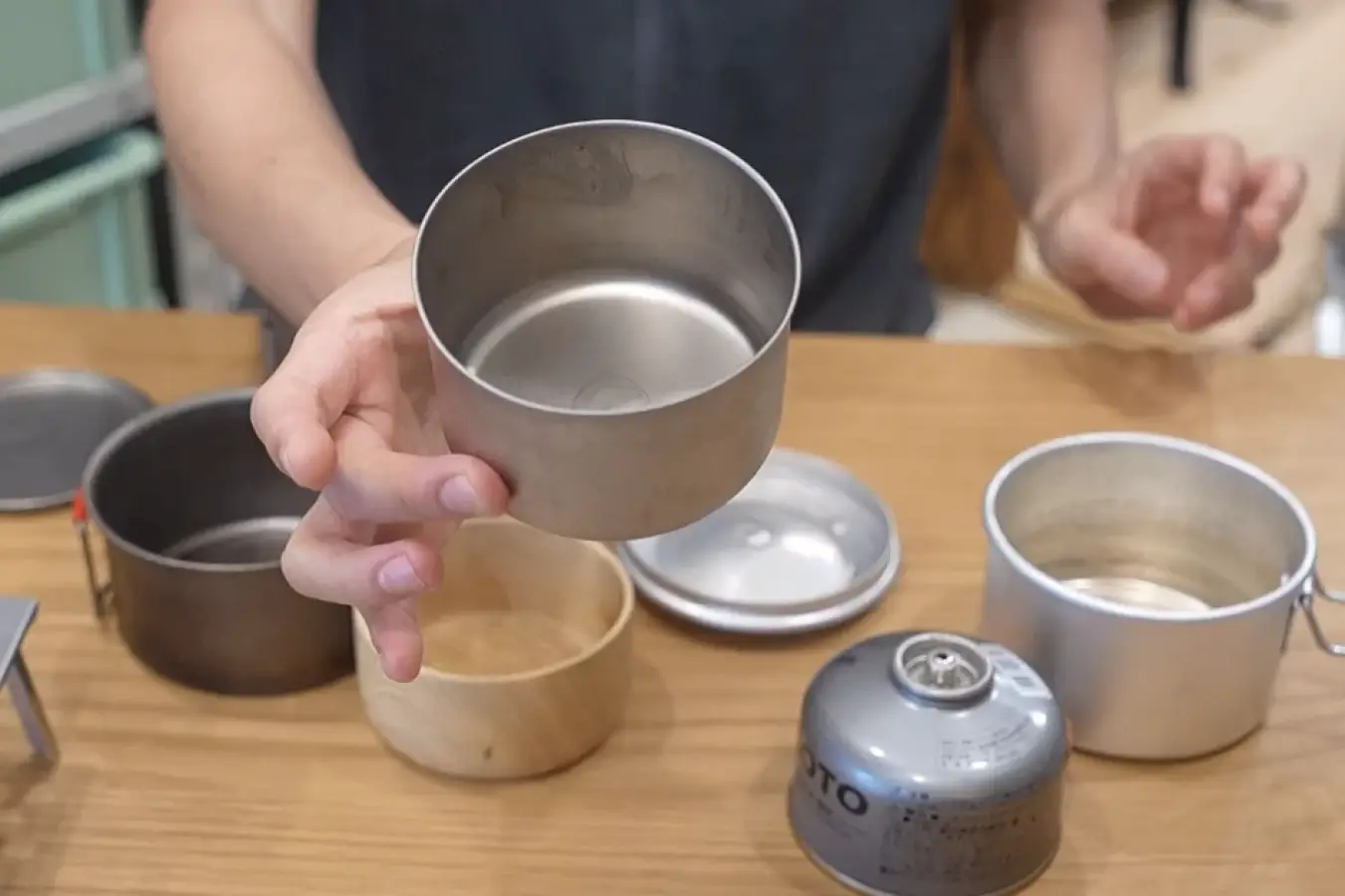 【世界初!0.2mm厚】美しいスタッキングを叶える軽量チタン製カップ「エバニューApexcupt0.2」
