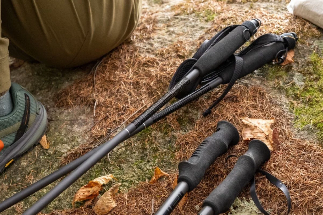 エバニューがトレッキングポールをリニューアル!143gの軽量モデルもある!?