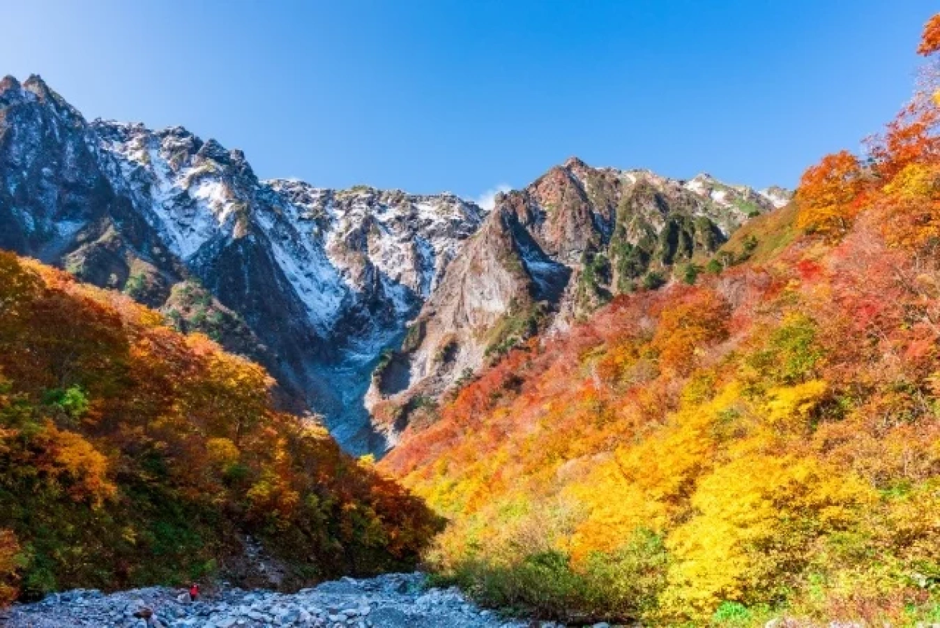 【初心者向け紅葉登山】おすすめの山8選!ロープウェイで秋の絶景を見に行こう