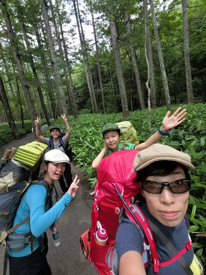 一緒に登ってくれた彼女たち