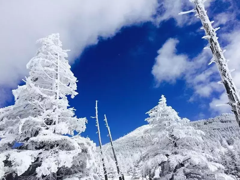 空が近くて雲も手が届きそう