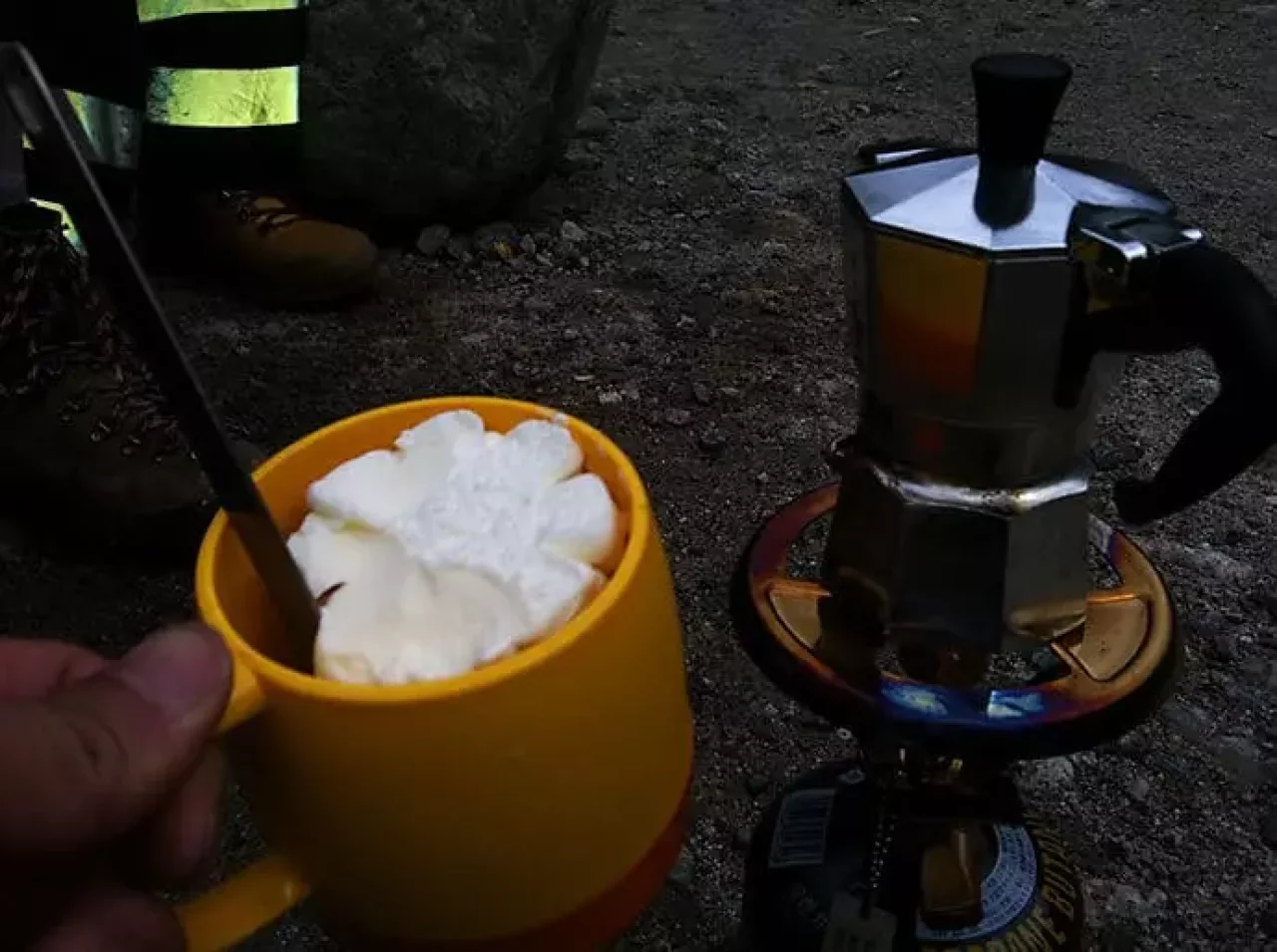 アウトドアのコーヒー「ビアレッティ モカエキスプレス」