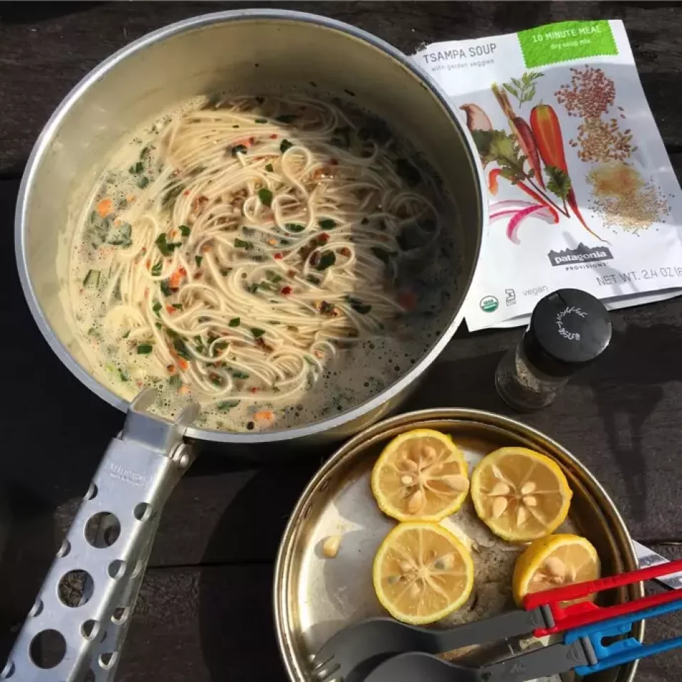 秋10月 湯阪路ハイキング『TSAMPA NOODLE』