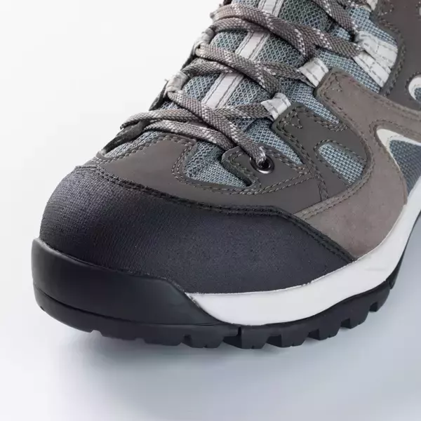 足形が細めの登山靴 C6_02