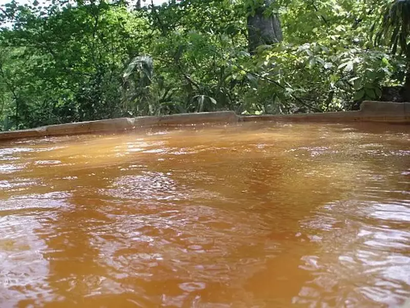 関温泉の露天風呂