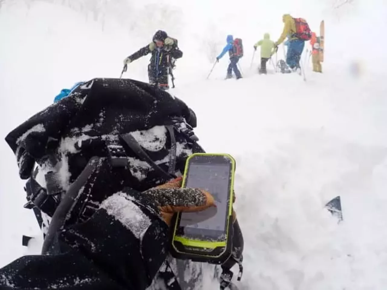 塚原 聡 トルクG03のスマホ使用