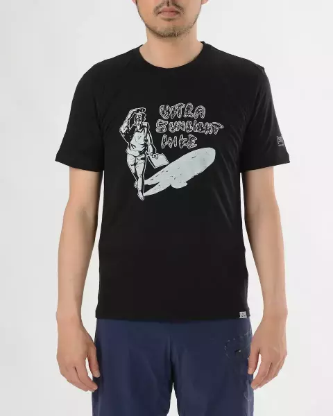 汗の乾きの速さが特徴のメリノウール製Tシャツ−山旅 速乾メリノウールTシャツ|ベースレイヤー・Tシャツ|登山ウェア|山のモノ|登山・トレラン・山スキーマガジン「山旅旅」