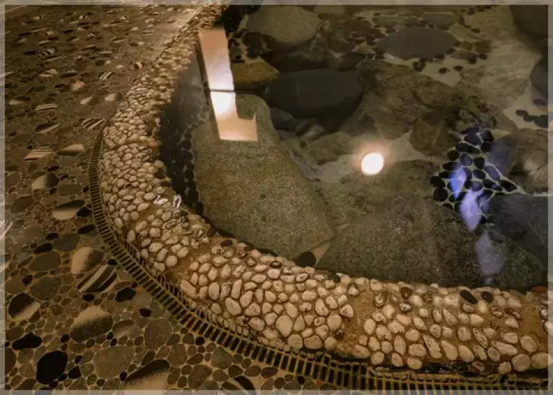 名泉鍵湯 奥津荘
登山 温泉