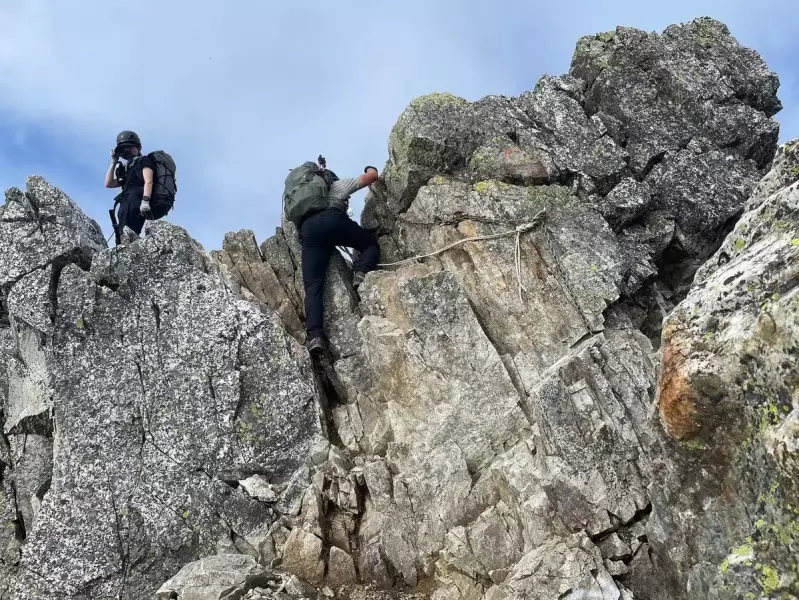 岩場の登り