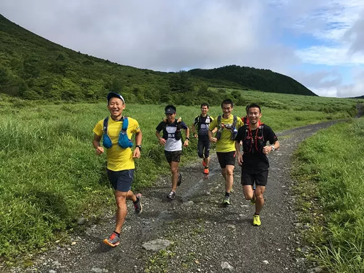 カシオFR100で撮影したトレラン仲間との写真