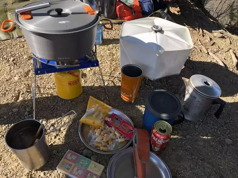 ミステリーランチ バックパック Swiftで遊ぶ食事