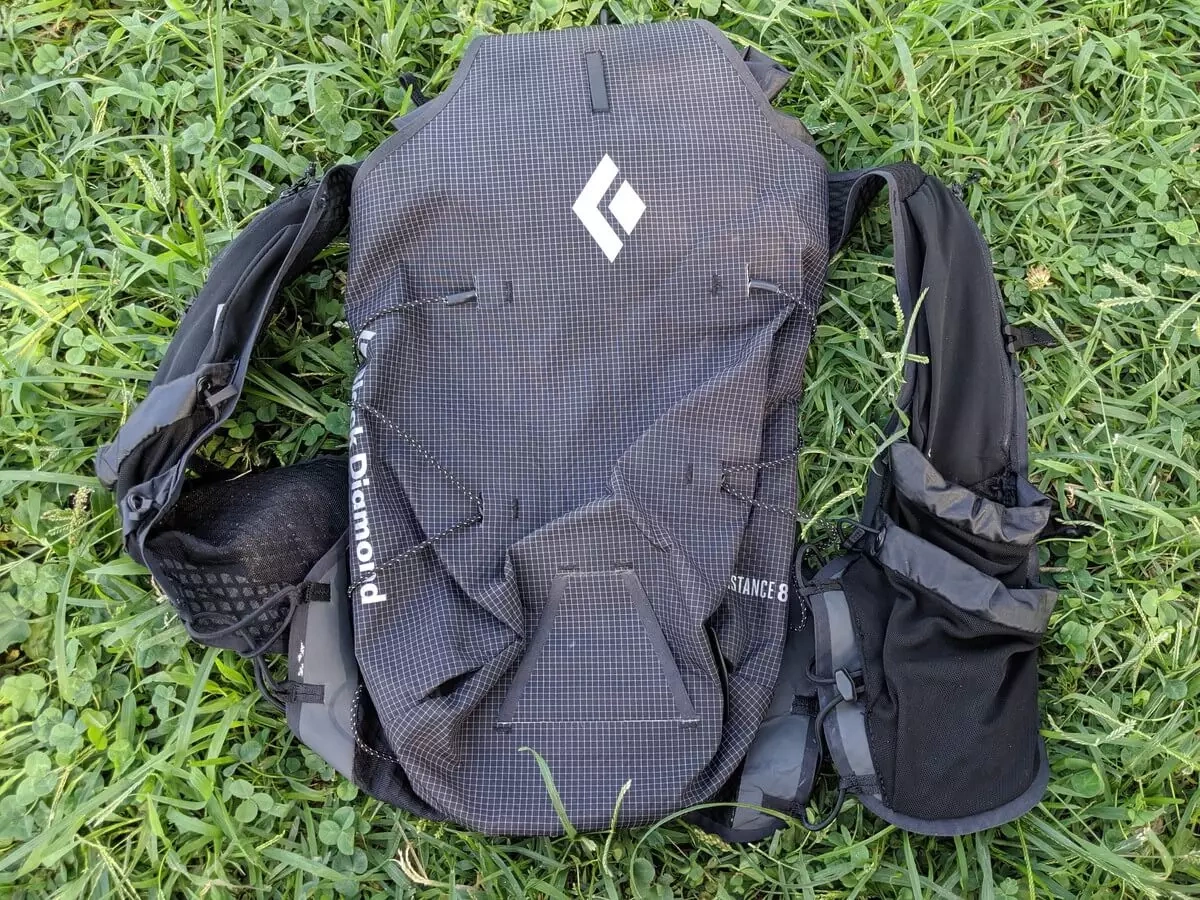 【レビュー】ブラックダイヤモンド ディスタンス8-トレイルランザックにも使える