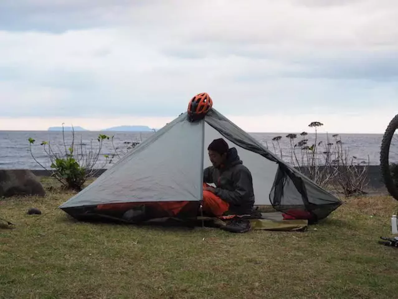 シックスムーンデザインズ Lunar solo