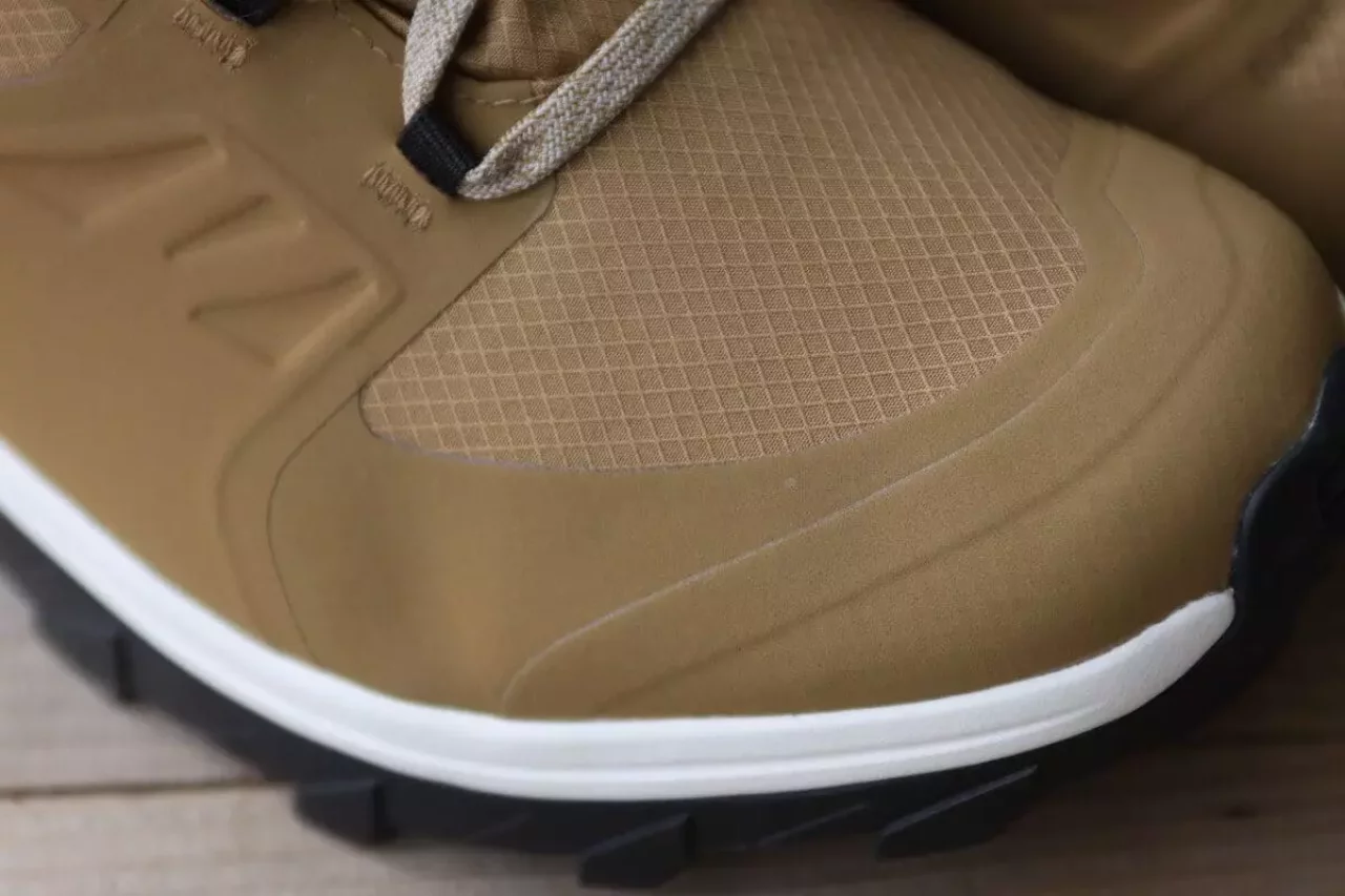 ウインターシューズ サロモンOUTsnap CSWPのミッドソール