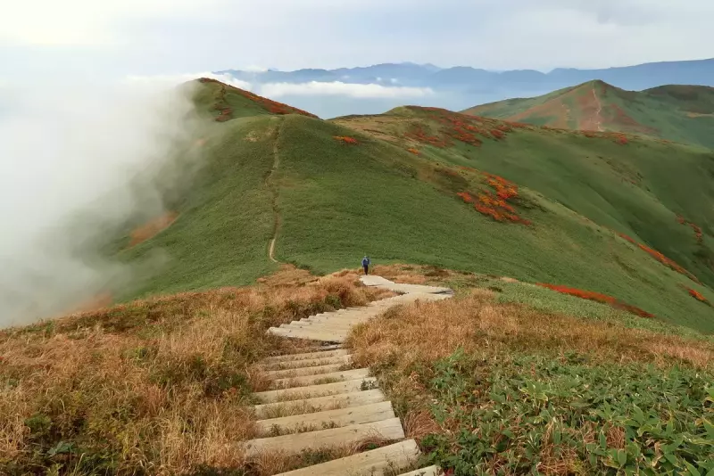 谷川連峰の絶景紅葉その1『平標山・仙ノ倉山』2
