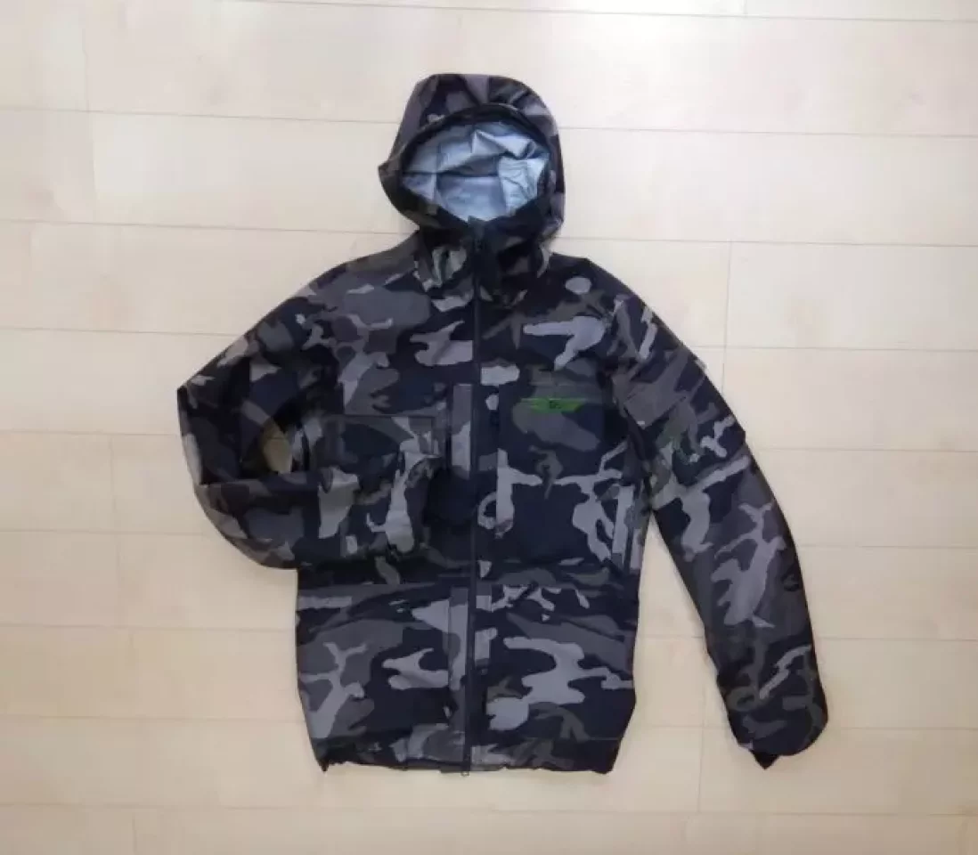 ノローナのゴアテックスジャケット