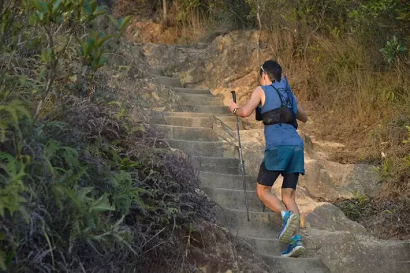 ファストハイクやトレランで腕が疲れづらい