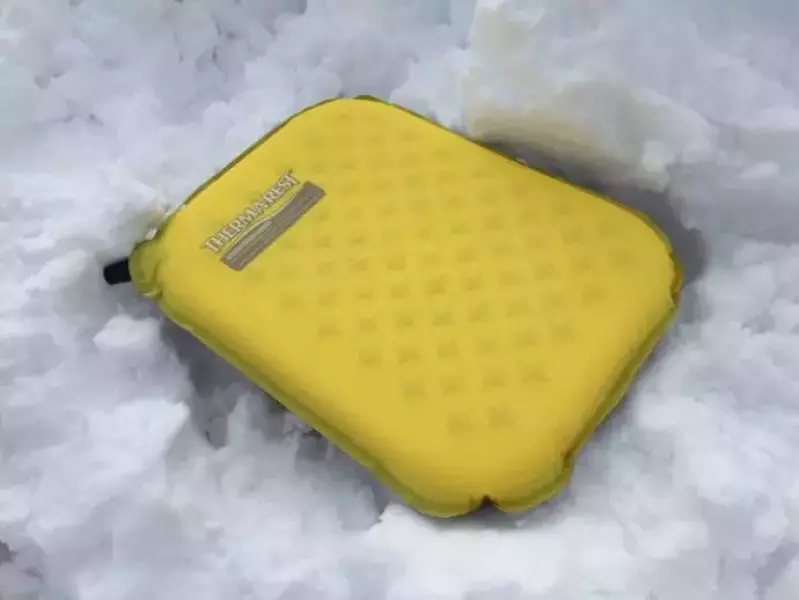 サーマレスト ライトシート