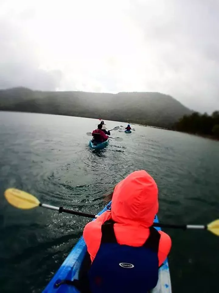 晩秋のカヤック&SUPツーリング@支笏湖