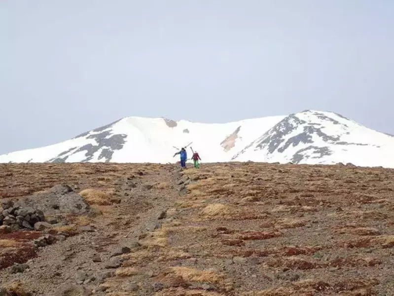 北海道の春山遊びGW(ゴールデンウィーク)