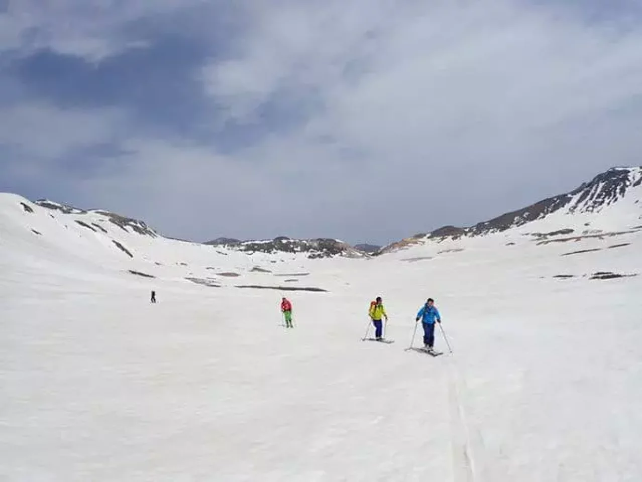 北海道の春山遊びGW(ゴールデンウィーク)