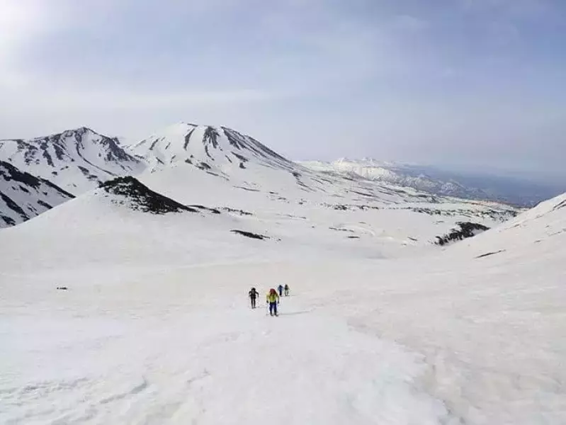 北海道の春山遊びGW(ゴールデンウィーク)