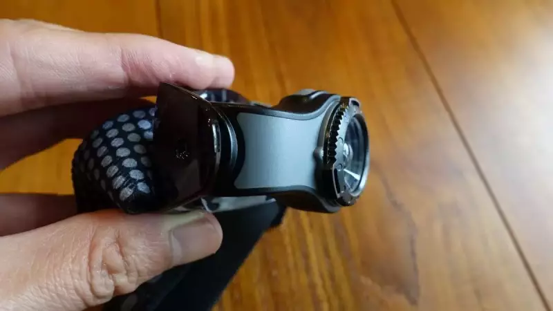 ヘッドランプ レッドレンザーMH5で角度調整