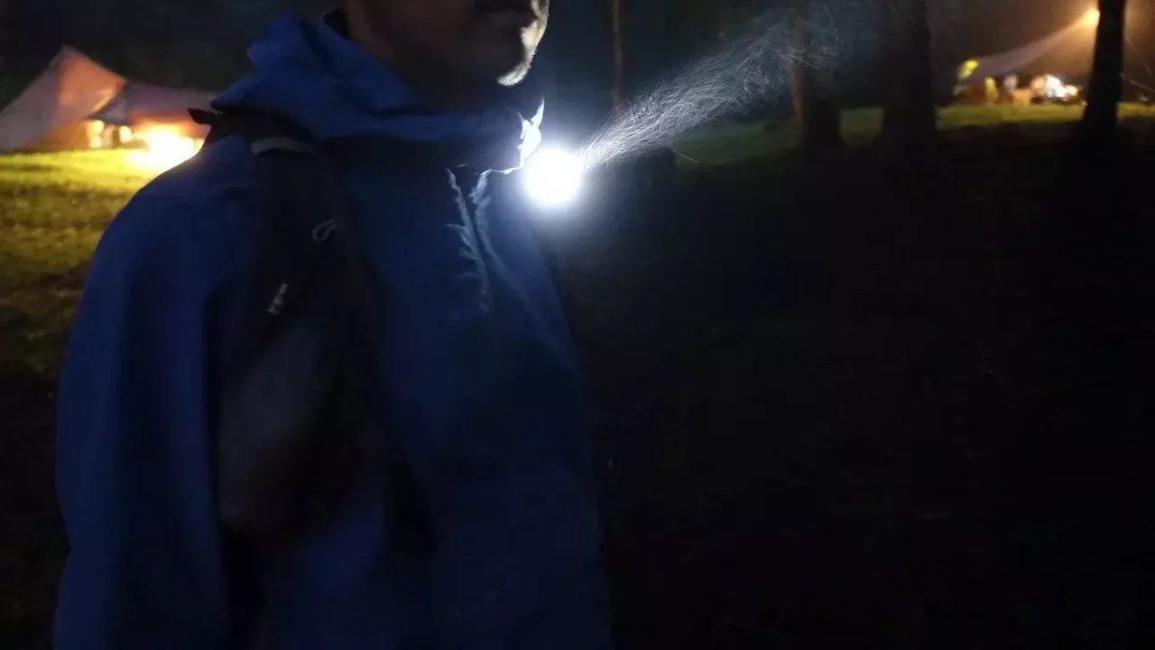 ヘッドランプ レッドレンザーMH5の携帯性