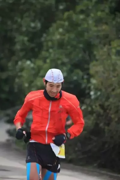 サロモン レースキャップ