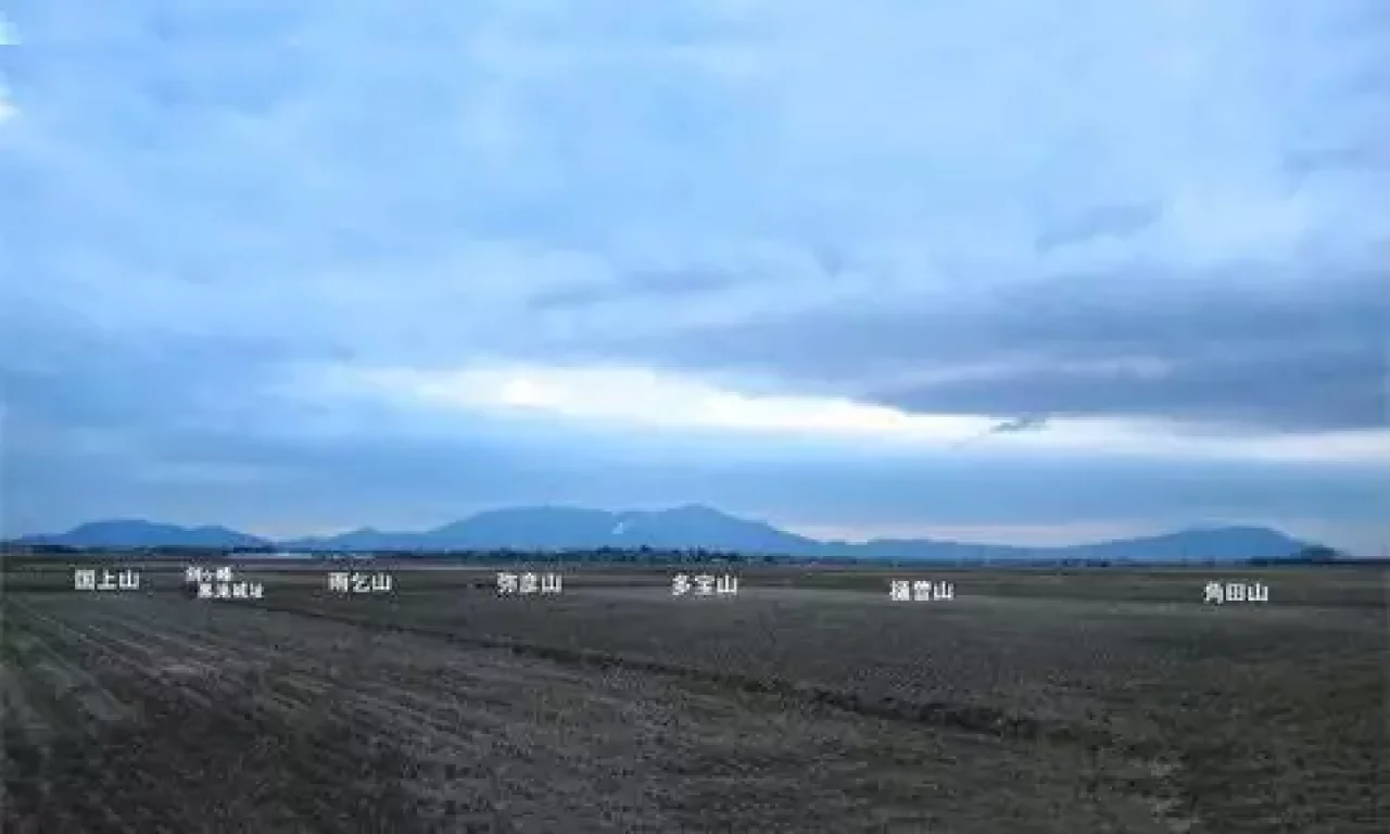 弥彦山からの越後平野