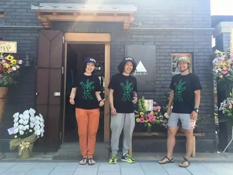 道がまっすぐのスタッフ陣