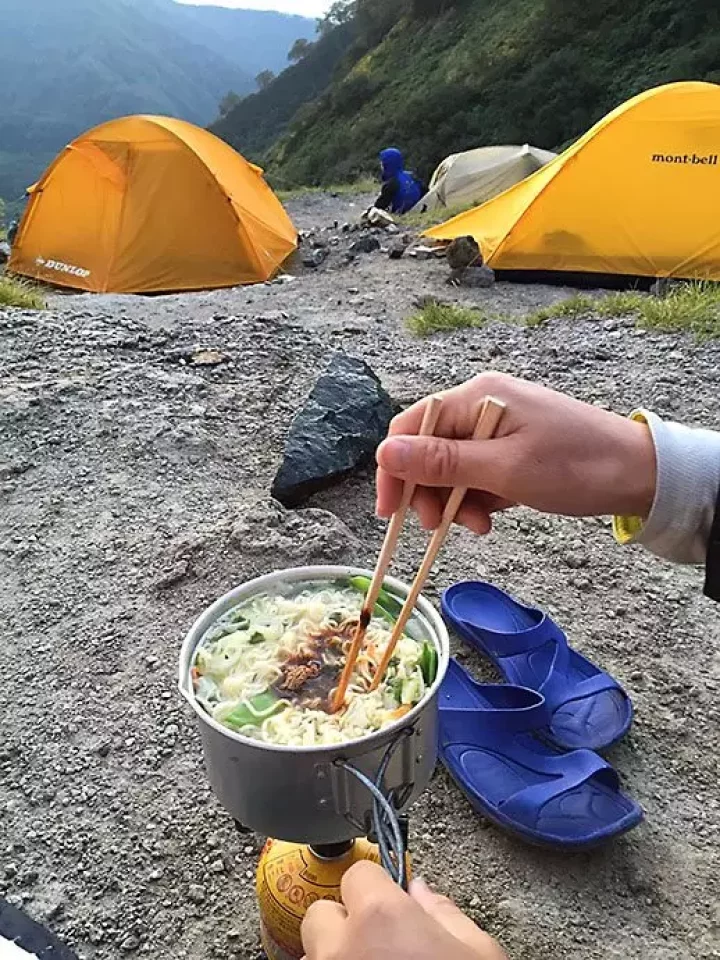 エバニュー チロルコッヘル