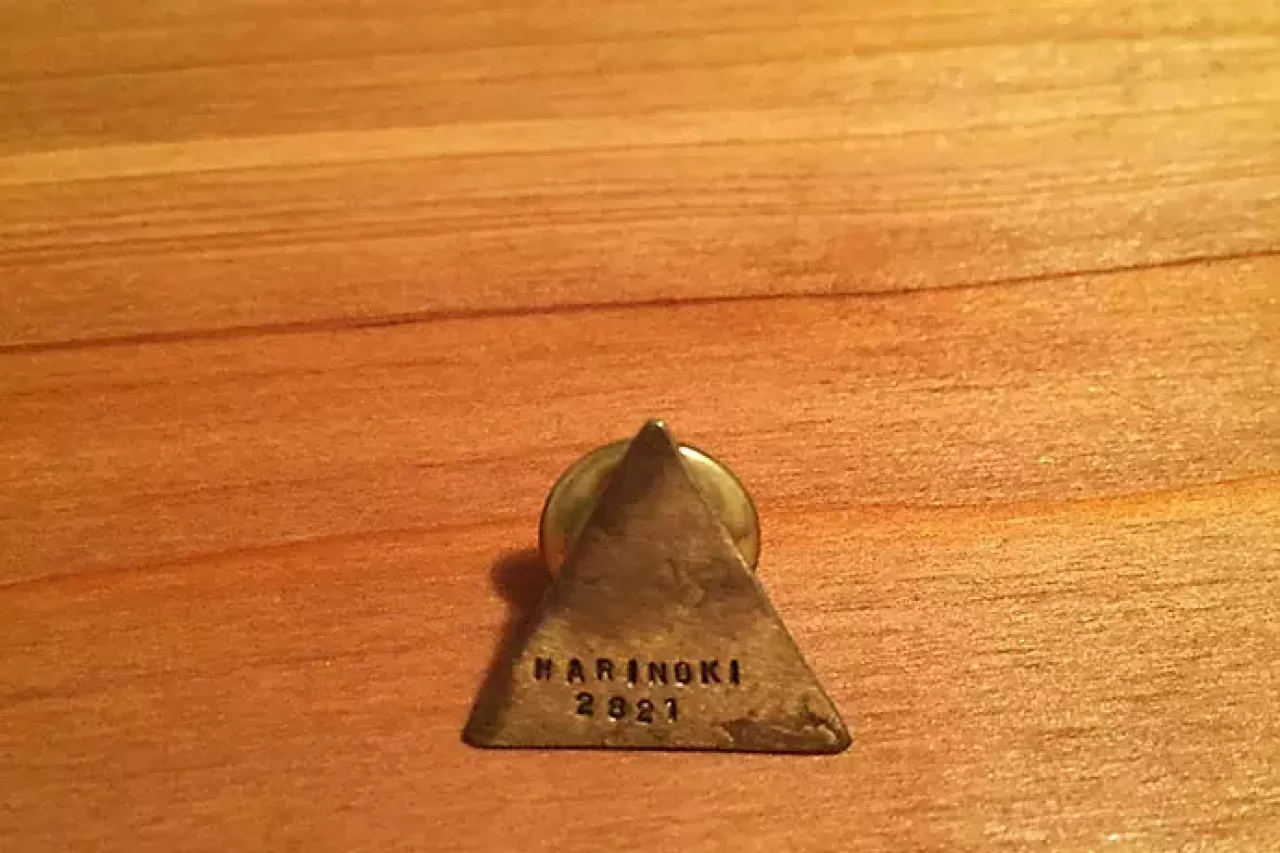 山の形のアクセサリー