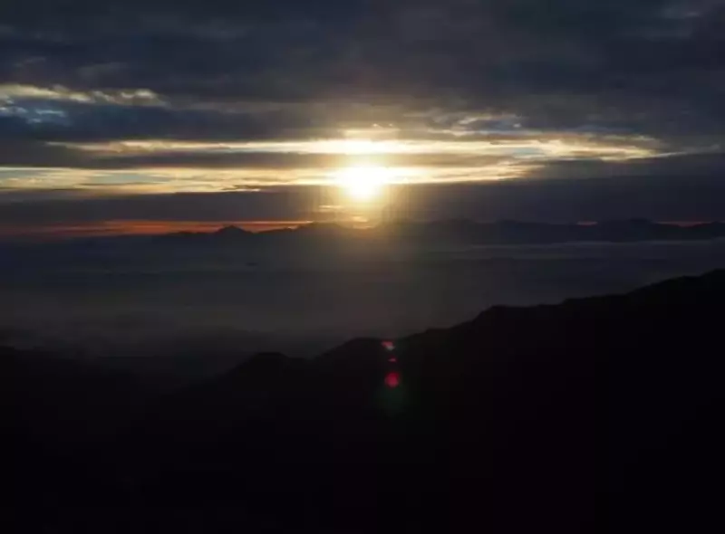 何とかご来光を見る