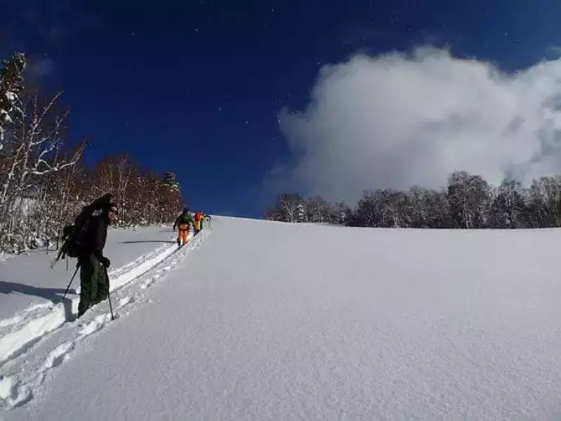 バックカントリー机上講習、トレーニング