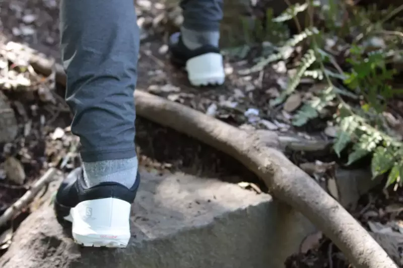 サロモンSENSE 4 PROとSENSE RIDE 3のアウトソール