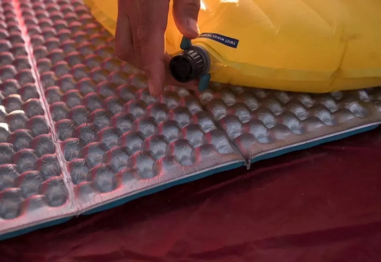 形状で選ぶ 登山で使える座布団の選び方