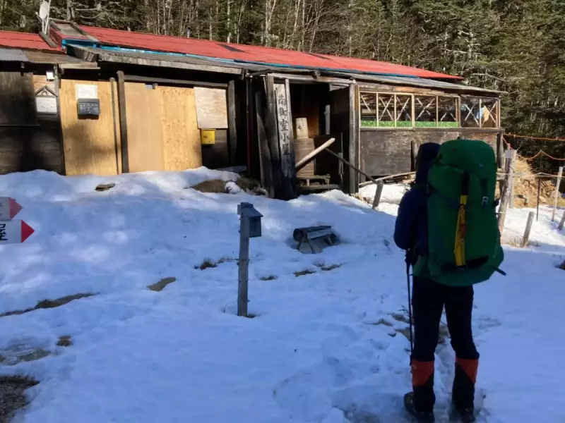 鳳凰三山 南アルプス 登山 観音岳 山小屋 南御室小屋
