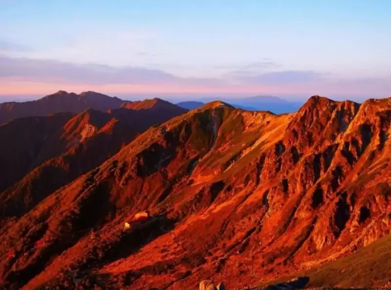 千畳敷カールのモルゲン