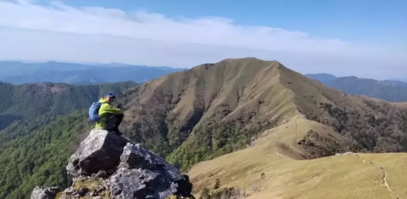 剣山登山 次郎岌