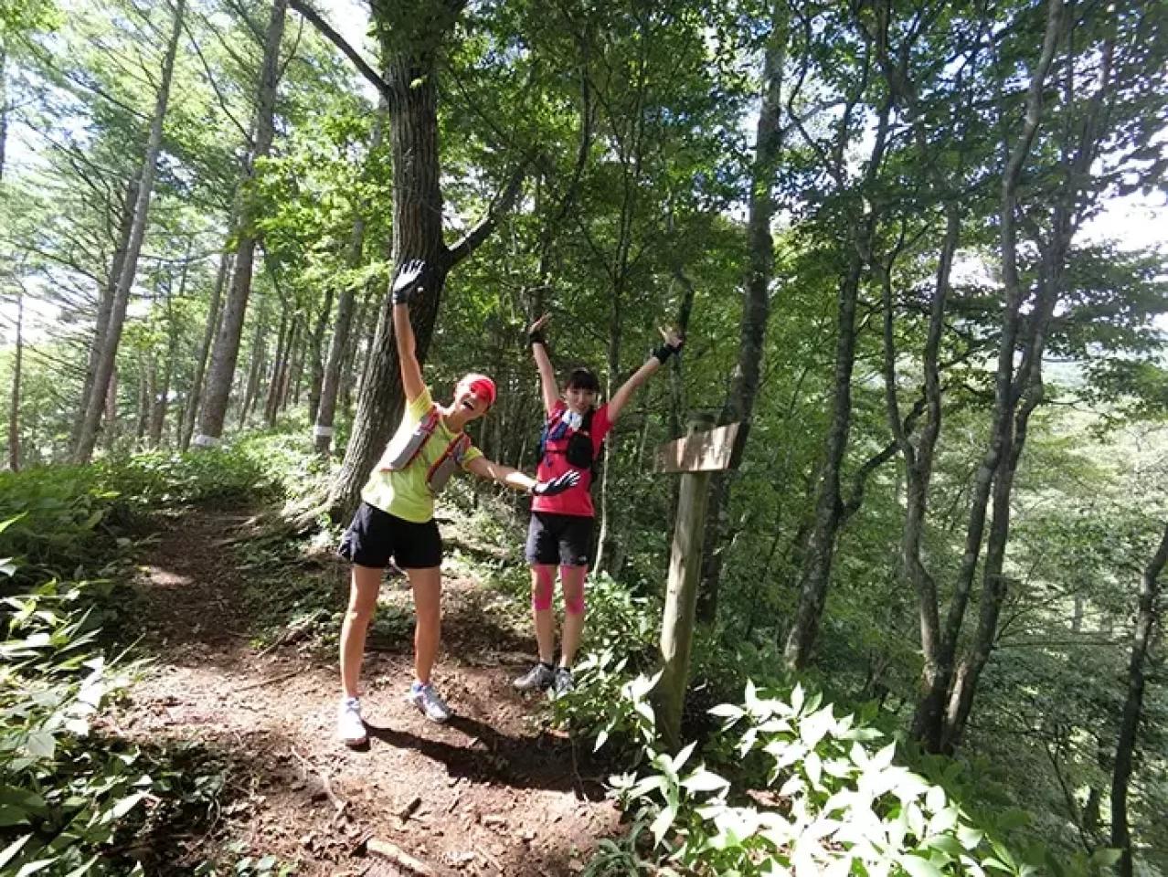 カシオFR100で撮影したトレラン仲間との写真