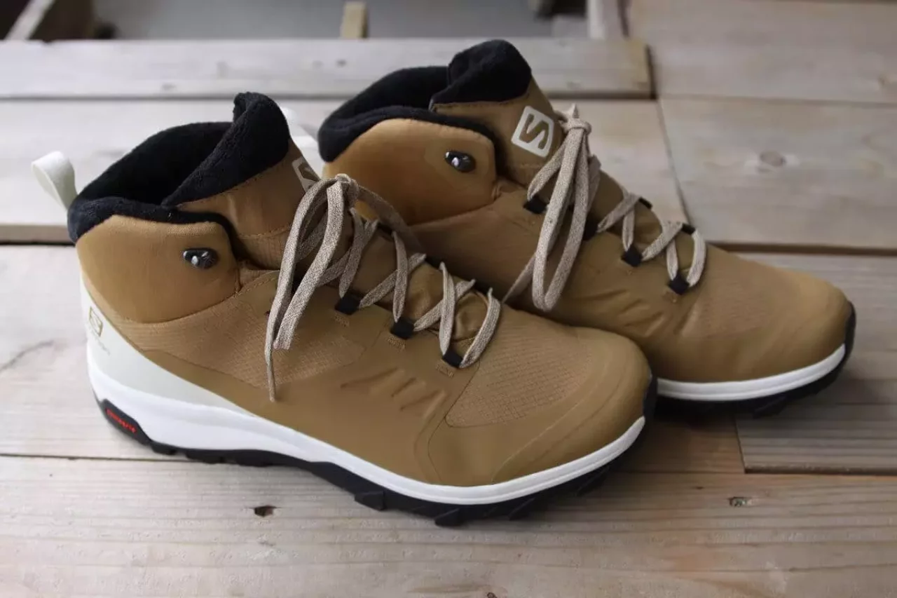 ウインターシューズ サロモンOUTsnap CSWP