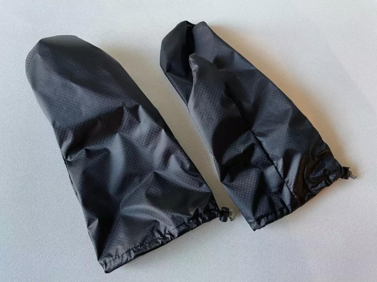 わずか21gの超軽量防寒グローブ『山旅 コンパクト・ウィンドストッパーミトン』