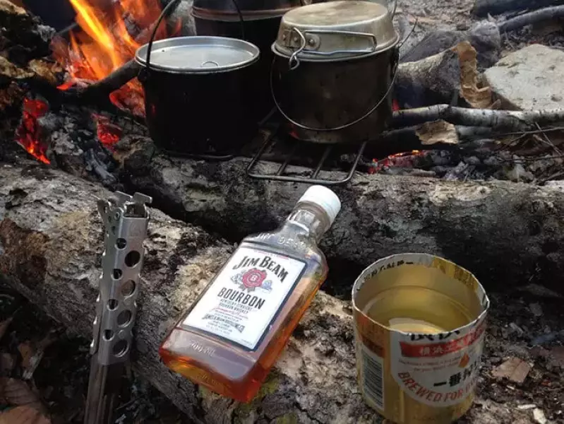 パーセルトレンチグリルで焚き火調理