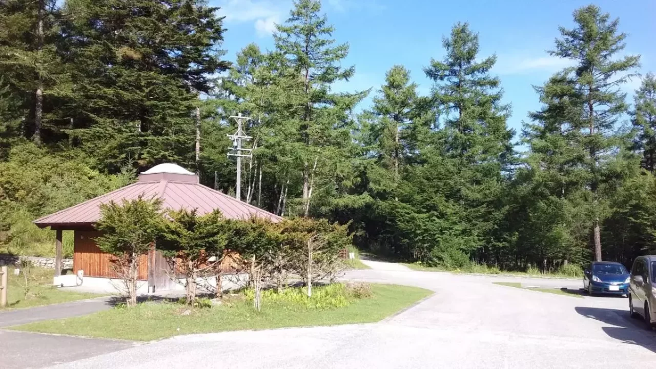甲武信ヶ岳 登山 駐車場 登山口 毛木平