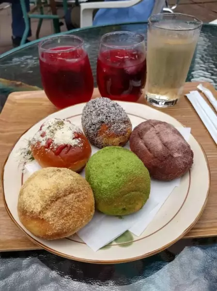 高見石小屋の『揚げパン』